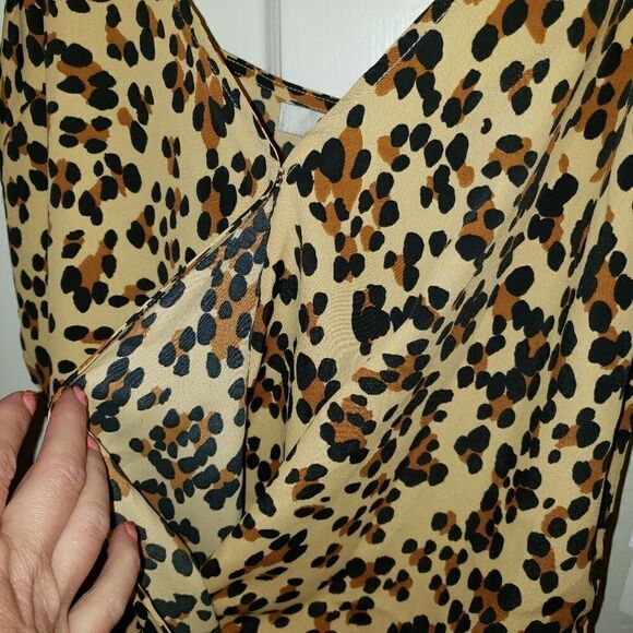 Q&A Animal Print Wrap Spaghetti Strap Top - Picture 2 of 6